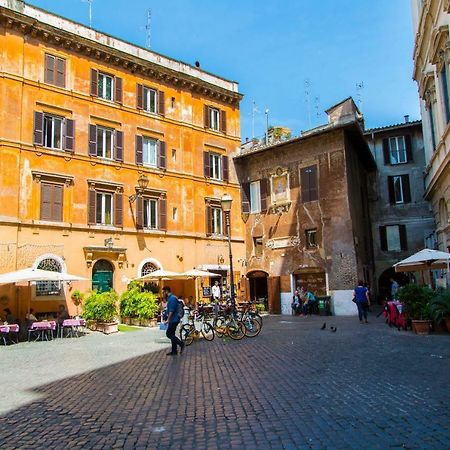 H-Aviva Giubbonari Apartment Rome Bagian luar foto
