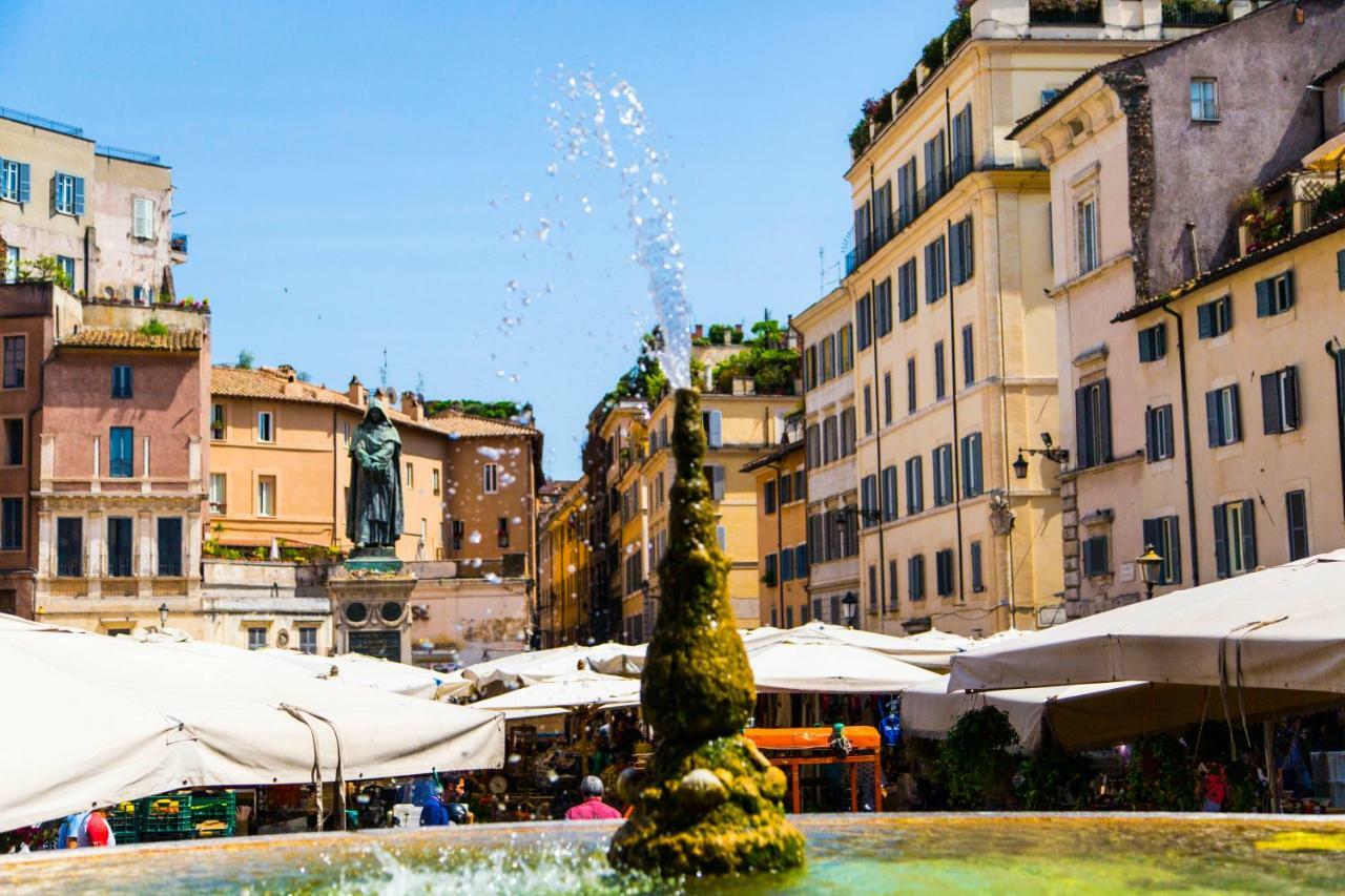 H-Aviva Giubbonari Apartment Rome Bagian luar foto